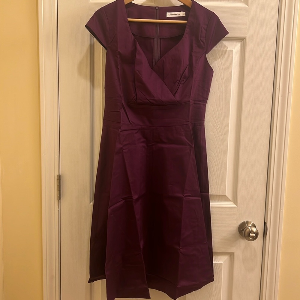 NWT Bbonlinedress, Eggplant, Size Large